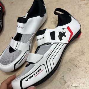 New women’s cycling or spinning shoes 🚵‍♀️